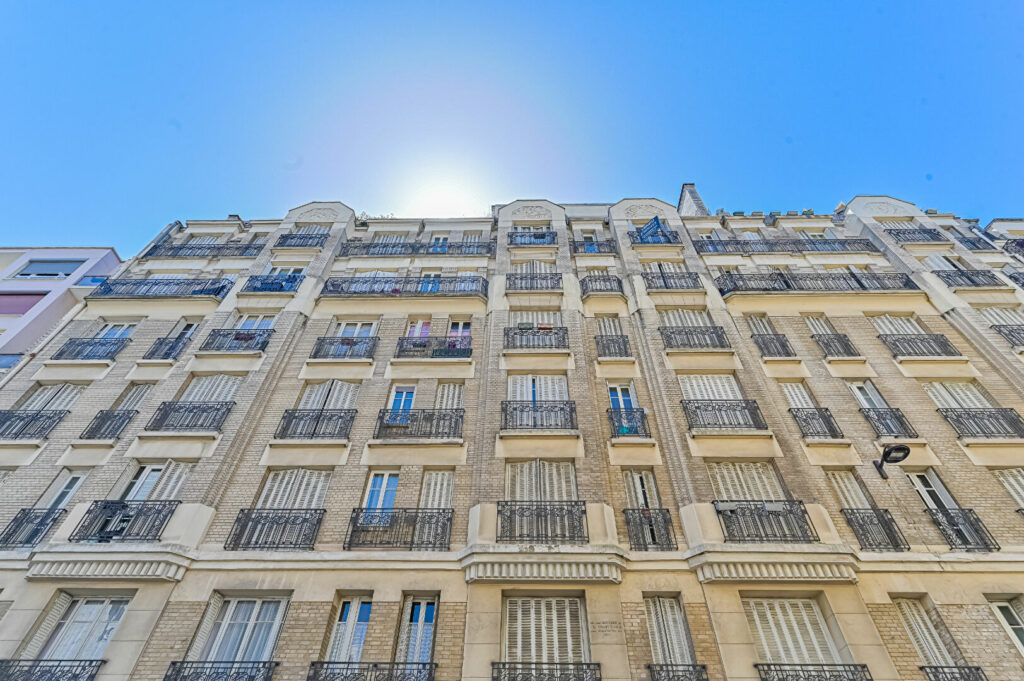 Appartement Paris 2 pièce(s) - Léon Immobilier