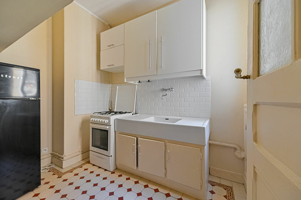 Appartement Paris 2 pièce(s) - Léon Immobilier
