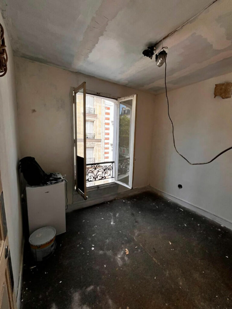 Appartement Paris 2 pièce(s) 19.18 m2 - Paris 18e - Léon Immobilier