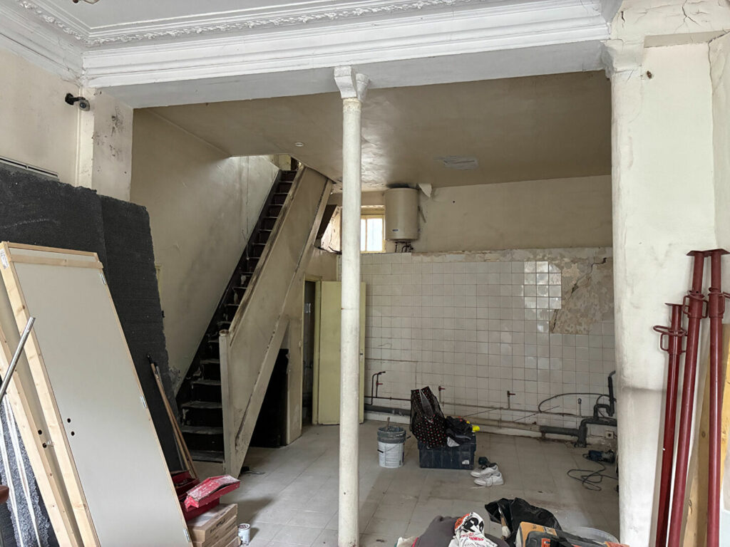 Local commercial à vendre – Paris 20 - Léon Immobilier