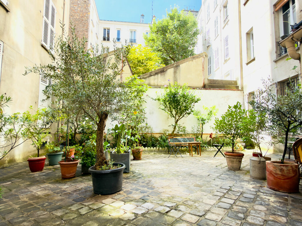 Charmant appartement de 2/3 pièces traversant - Paris 17e - Léon Immobilier