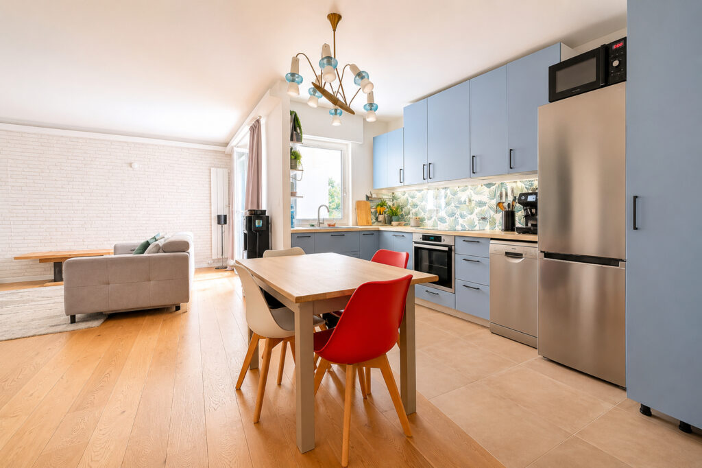 Appartement Paris 3 pièce(s) 65 m2 - Paris 20e - Léon Immobilier