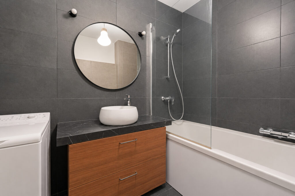 Appartement Paris 3 pièce(s) 65 m2 - Paris 20e - Léon Immobilier
