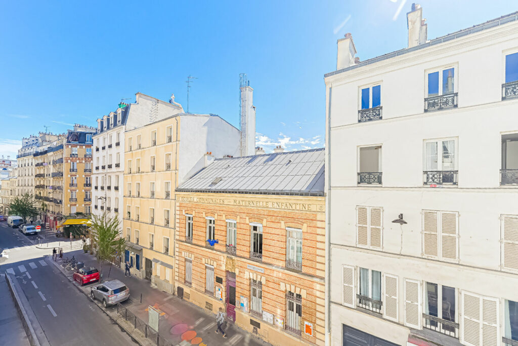 Appartement Paris 2 pièce(s) 40 m2 - Paris 18e - Léon Immobilier