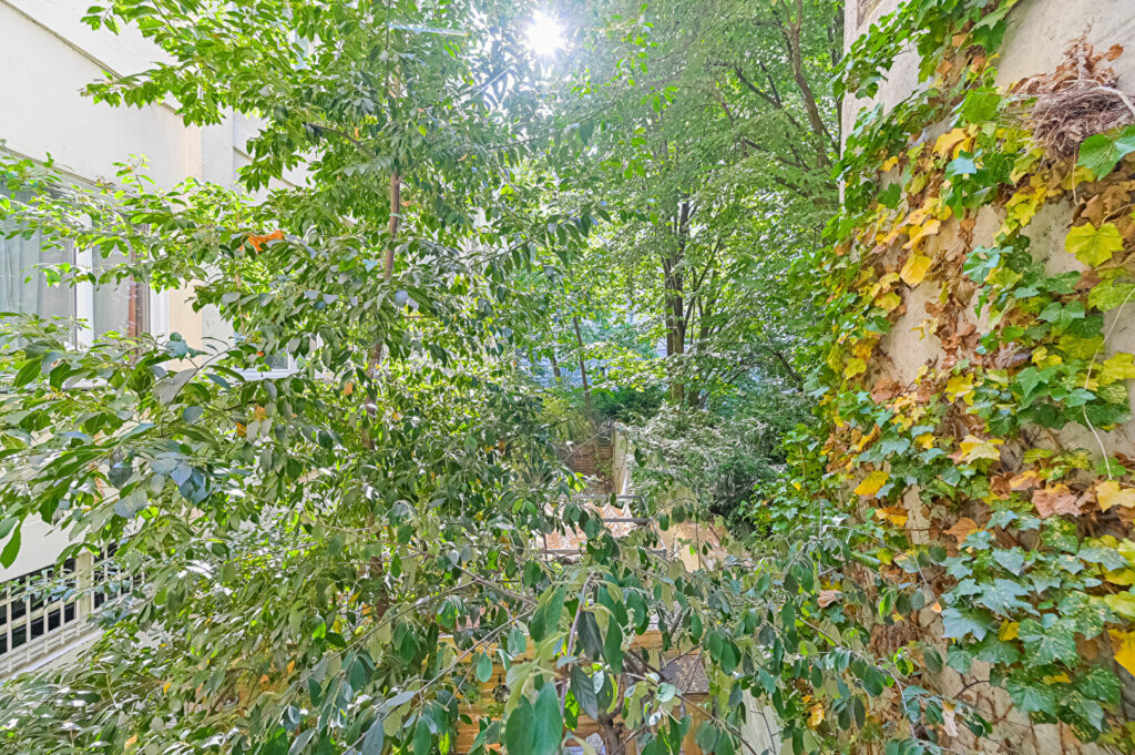 Appartement Paris 2 pièce(s) 44.34 m2 - Paris 19e - Léon Immobilier
