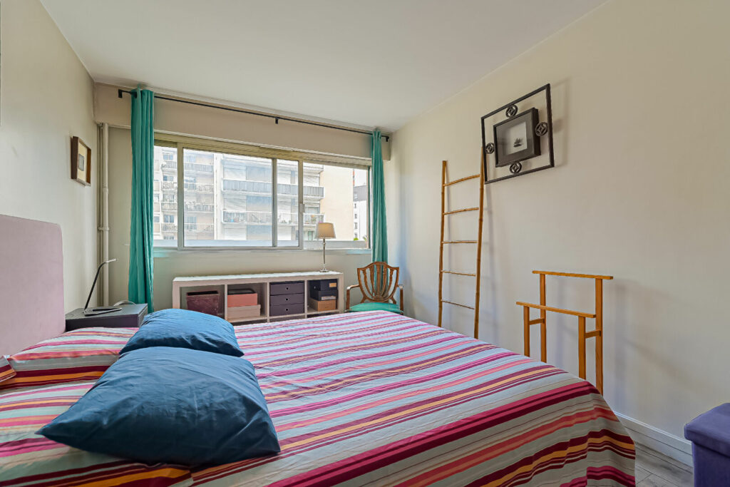 Appartement Paris 4 pièce(s) 89 m2 – 2EME ETAGE avec BALCON - Paris 18e - Léon Immobilier