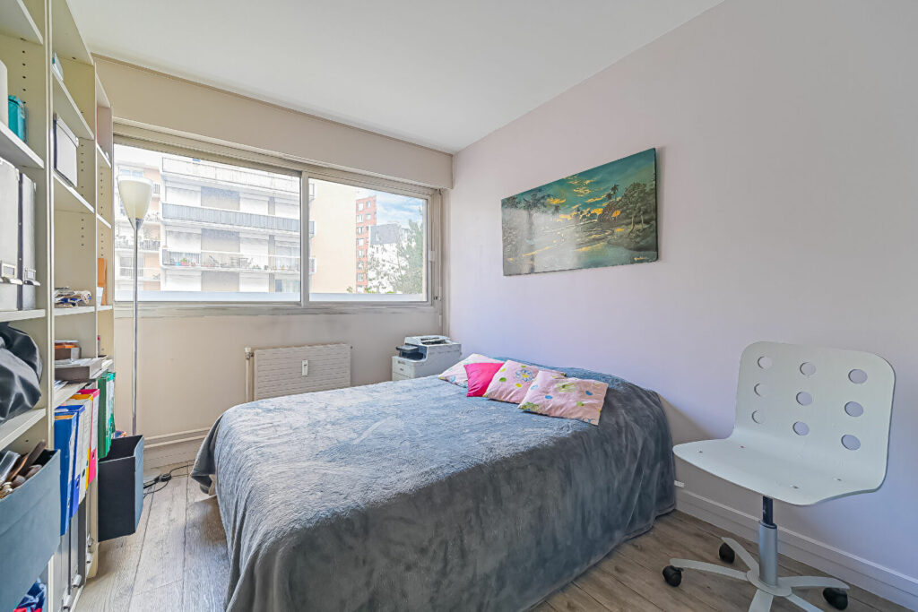Appartement Paris 4 pièce(s) 89 m2 – 2EME ETAGE avec BALCON - Paris 18e - Léon Immobilier