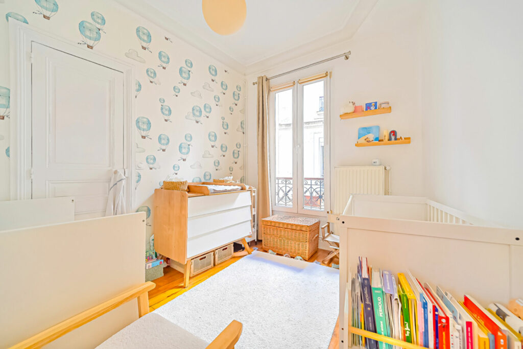 Superbe appartement traversant – 4 pièces – 71.01 m2 - Paris 17e - Léon Immobilier