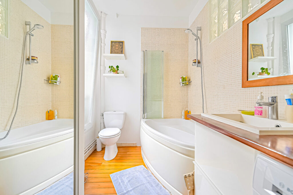 Superbe appartement traversant – 4 pièces – 71.01 m2 - Paris 17e - Léon Immobilier