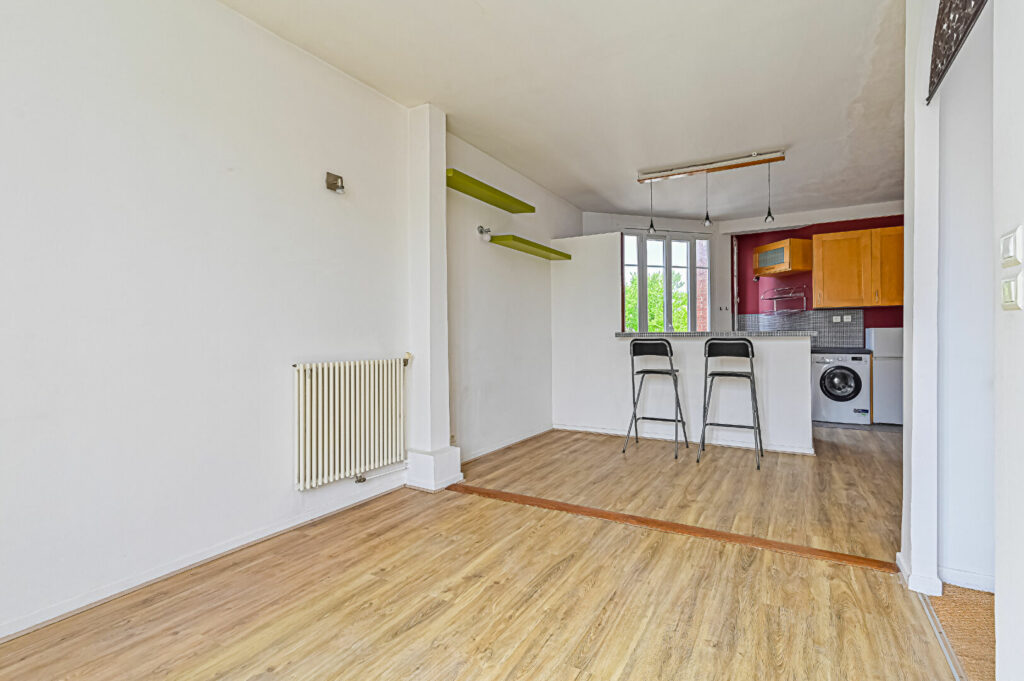 Appartement Paris 2 pièce(s) 43 m2 + Balcon JOURDAIN - Paris 19e - Léon Immobilier