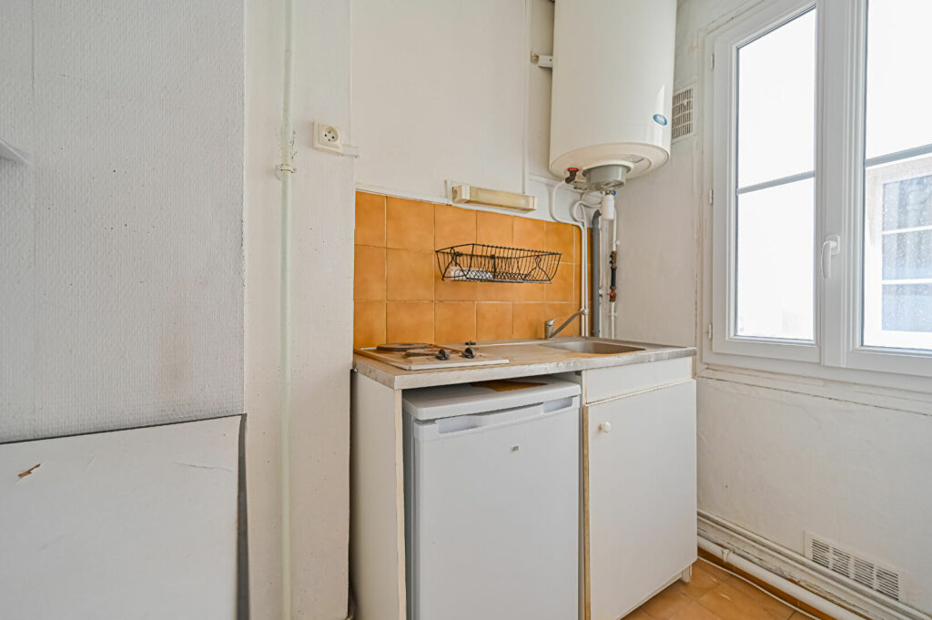 Appartement Paris 1 pièce(s) 26 m2 - Paris 18e - Léon Immobilier