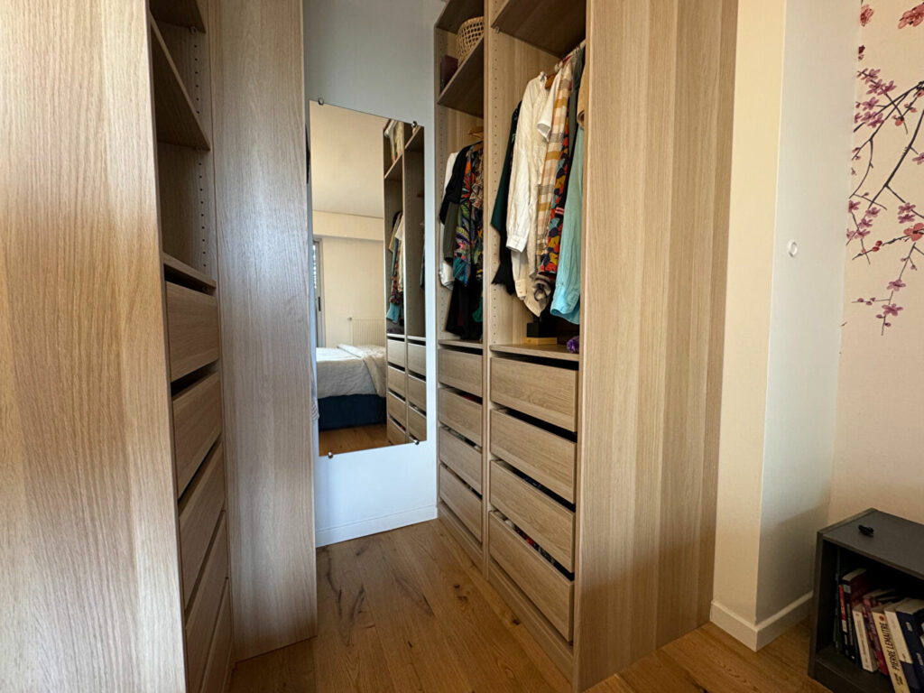 Appartement Paris 3 pièce(s) 64.62 m2 – Piscine, cave, parking - Paris 18e - Léon Immobilier