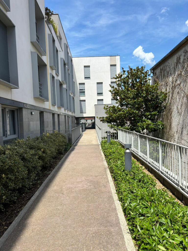 Appartement Cachan 2 pièce(s) 45.41 m2 - Léon Immobilier