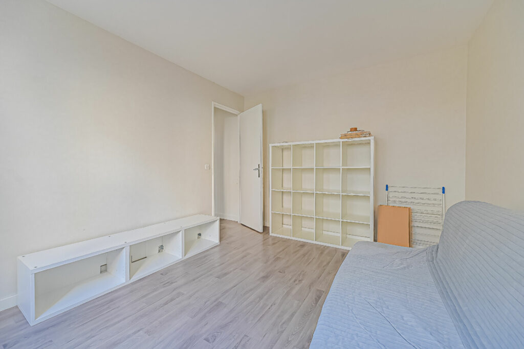 Appartement 2 pièce(s) 31.52 m2 - Paris 18e - Léon Immobilier