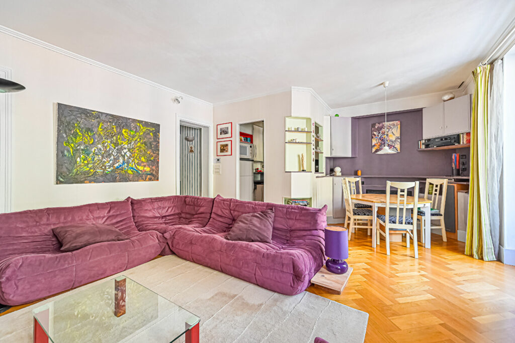 Appartement Paris 2 pièce(s) 46 m2 - Paris 18e - Léon Immobilier