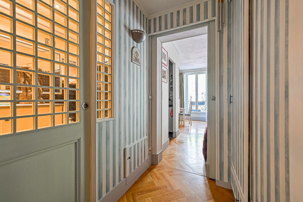 Appartement Paris 2 pièce(s) 46 m2 - Paris 18e - Léon Immobilier