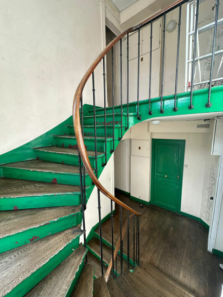 Appartement Paris 3 pièce(s) – DERNIER ETAGE - Paris 18e - Léon Immobilier
