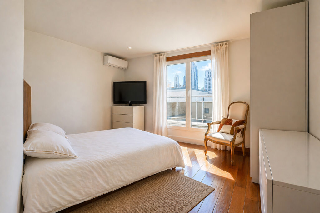 Magnifique appartement familial 5 pièces de 128m2 avec grand extérieur de 112m2 - Paris 19e - Léon Immobilier